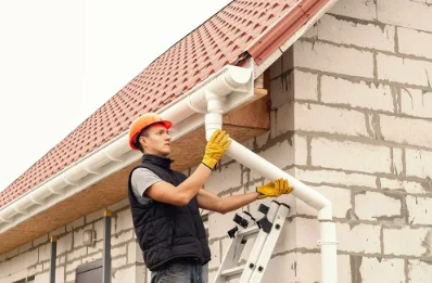 Pose et remplacement de gouttières à Guntzviller